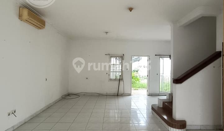 Rumah Perlu Renovasi Dlm Komplek Fasilitas Clubhouse Dkt Jakarta