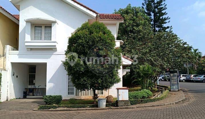 Rumah Hoek Murah di Perumahan Dekat MRT Lebak Bulus Jakarta