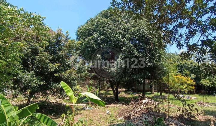 Affordable Land Plot Near Busway Stop Petukangan, South Jakarta