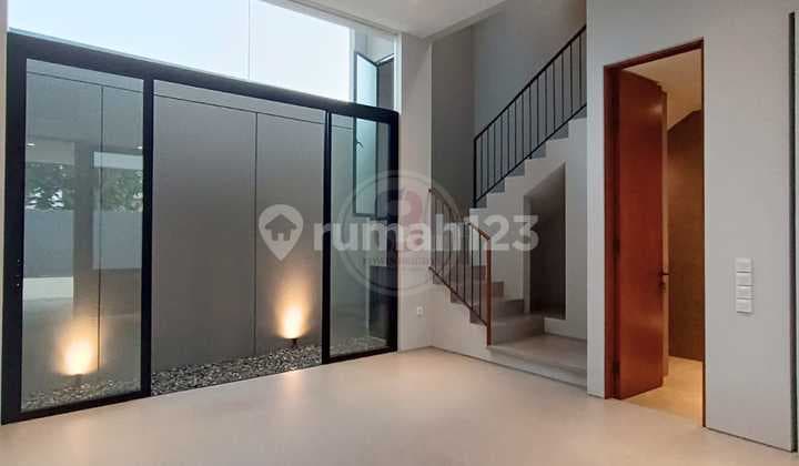 Strategic Location Cluster House Near Road Close to MRT Lebak Bulus