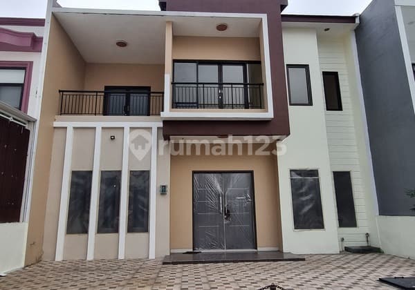 Rb, Rumah Siap Huni Cluster Harmoni Alam Sutera Kamar Tidur 5 Kamar Mandi 5 Dekat Gading Serpong Bsd