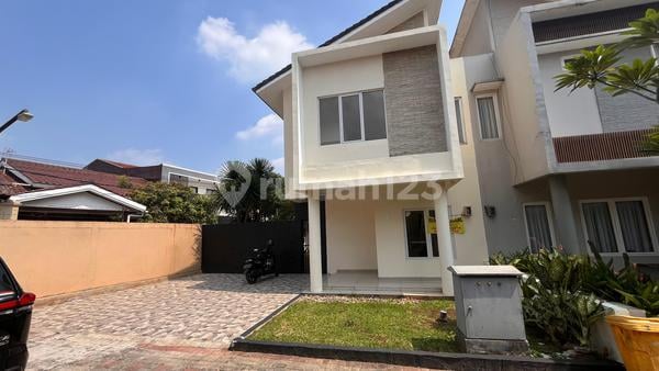 Tyo Dijual Rumah di Andara Park Residence