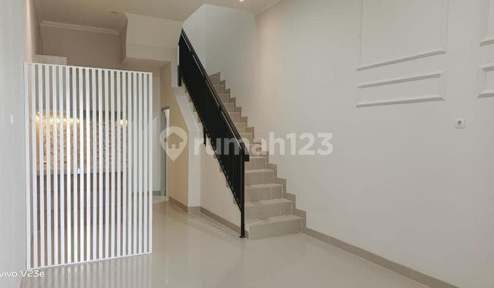 RKY, DIJUAL RUMAH 2 LANTAI – CENDANA, CIPONDOH MAKMUR – TANGERANG