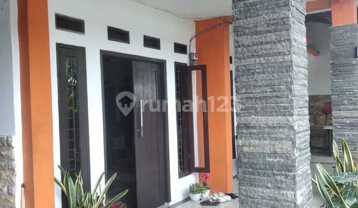 Dijual Rumah Villa Pamulang Pondok Benda Tangerang . Lt 200M². Lb 150M².