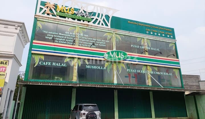 For Sale 4 Shop Houses and 2 Plots with Buildings in Meruyung Area, Limo Depok, West Java. Strategic Location. Near Kubah Mas.