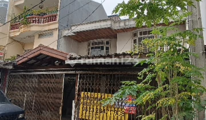 Rumah Klasik, Hitung Tanah di Sunter Agung Barat, Jakarta Utara. B.u