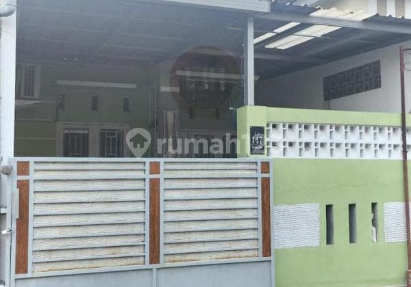 Ready-to-occupy house in Sinar Waluyo Housing Complex