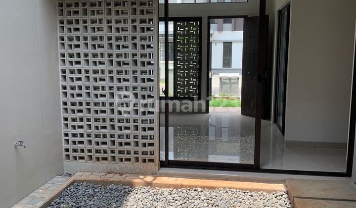 Rumah Flora Summarecon Bandung