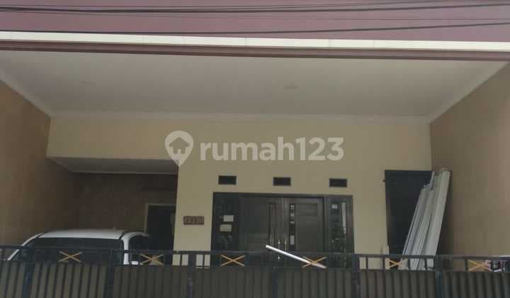 Rumah Siap Huni Dijual Cepat Area Boulevard Hijau Harapan Indah