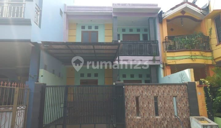 Sewa Rumah Taman Harapan Baru Lokasi Premium Harga Bersahabat