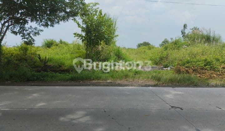 DRY LAND ON JL ADISUMARMO BESIDE KLODRAN TOLL GATE