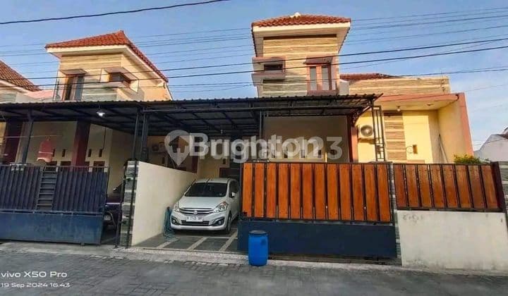 RUMAH MODERN MINIMALIS DEPAN DPRD SOLO