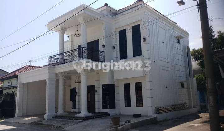 RUMAH BARU CLASIC MODERN MEWAH DEKAT RUMAH PAK JOKOWI