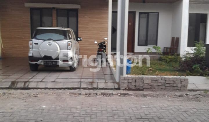 RUMAH CANTIK DIKAWASAN ELITE