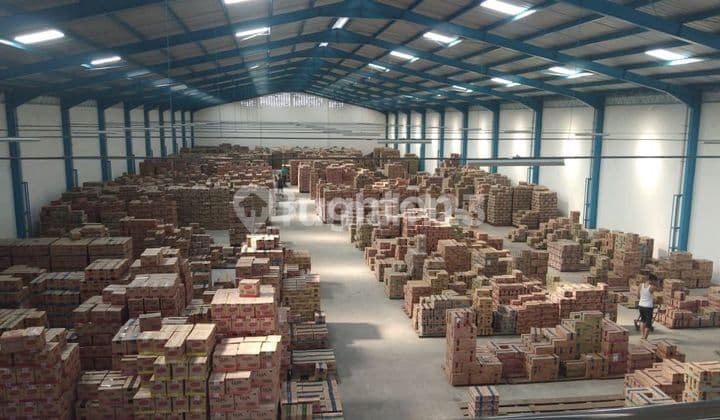 GUDANG SIAP PAKAI DEKAT PINTU TOLL KARTASURA