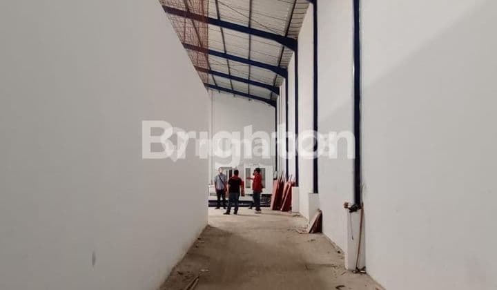 Ready-to-Use Warehouse Near Airport and Toll Gate