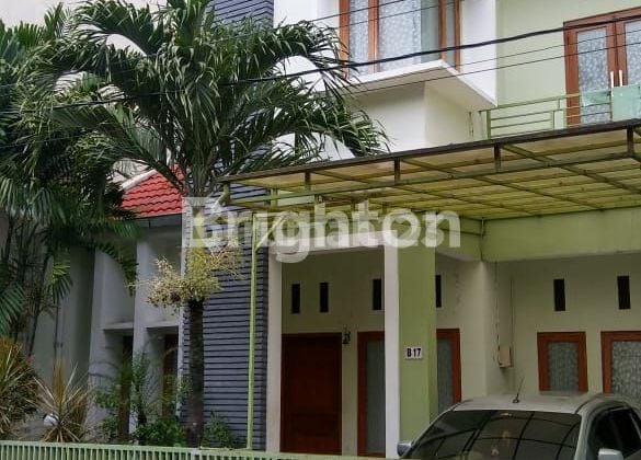 RUMAH MODERN MINIMALIS MUUURAH SOLO BARU