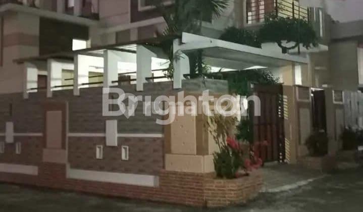 RUMAH MEWAH DIPINGGIR SAWAH