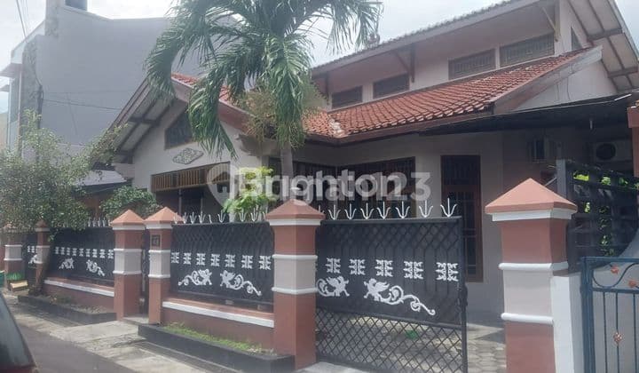 RUMAH SAMPING STADION MANAHAN