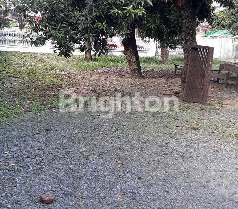 TANAH TENGAH KOTA SOLO