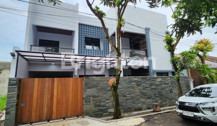 RUMAH MEWAH MODERN MINIMALIS MANAHAN