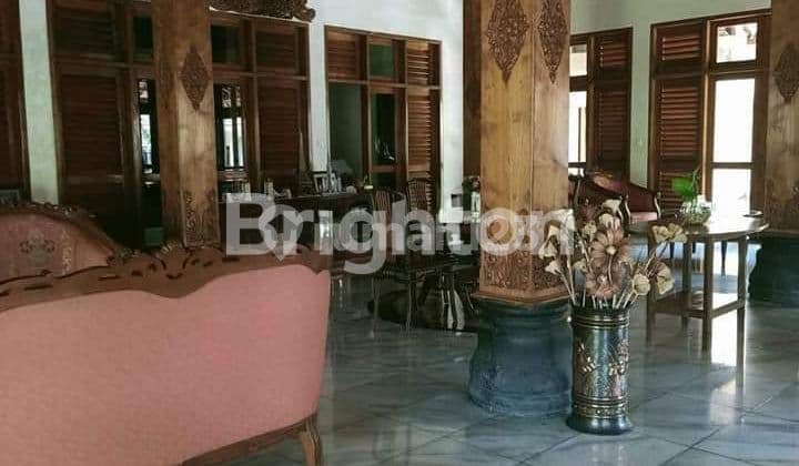 Luxury Joglo House Boyolali