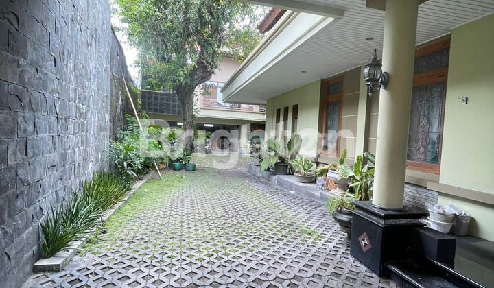 RUMAH MEWAH JUAL CEPAT UNS