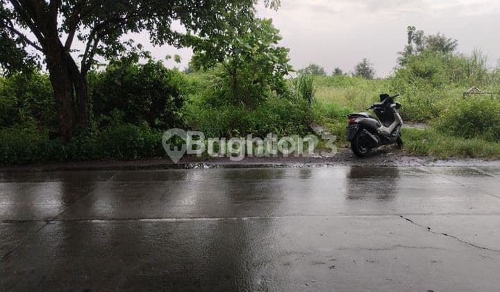 TANAH SAMPING PINTU TOLL