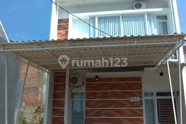 Townhouse Jakarta Timur 2 Lantai Ada Lingkungan Islami Strategis Trans Studio