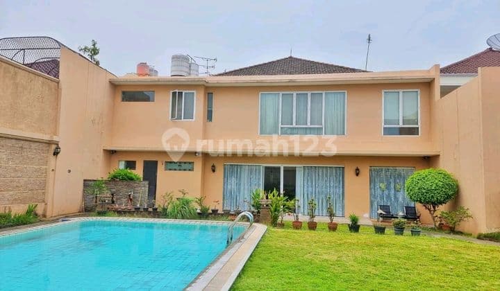 Green Garden - West Jakarta, Luxurious, Peaceful, Strategic, and Spacious.