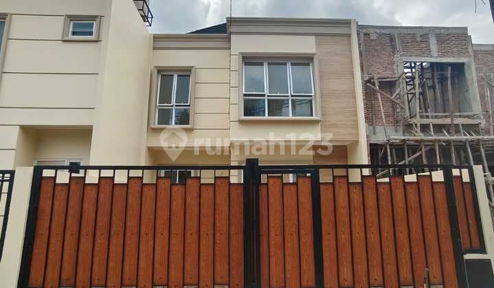 For Sale New 2-Story House Building in Gading Serpong Sector 7A