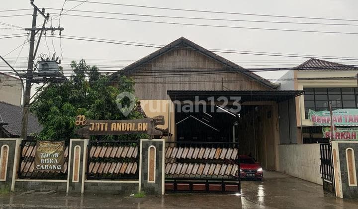 Gudang Zona Kuning Lokasi Ngemplak,Boyolali Luas 1880M2