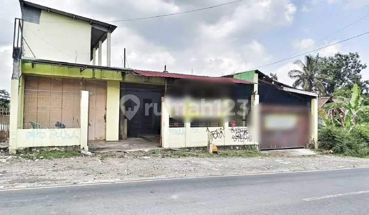 Warehouse Yellow Zone Location Salatiga Area 567M2 Warehouse Yellow Zone Location Salatiga Area 567M2