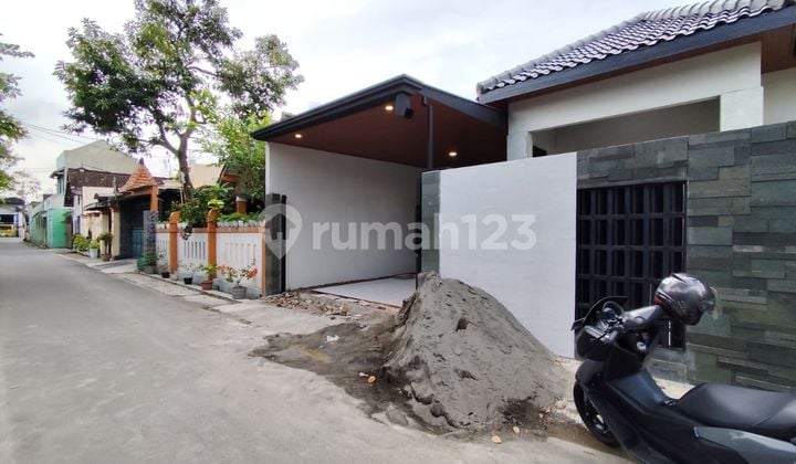 New House Prime Location Banyuanyar, Solo Area 150M2
