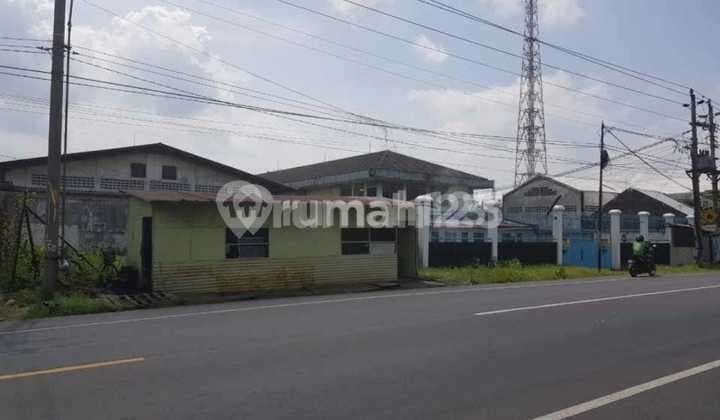 Gudang Zona Industri Lokasi Banjarsari,Solo Luas 5752M2