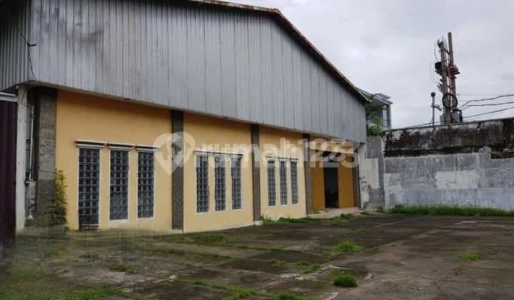 Tanah Bonus Bangunan Zona Kuning Lokasi Strategis Laweyan,Solo Luas 2498M2