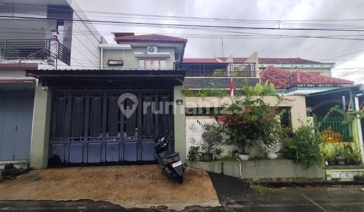 Rumah 2 Lantai Lokasi Strategis Mojosongo,Solo Luas 203M2