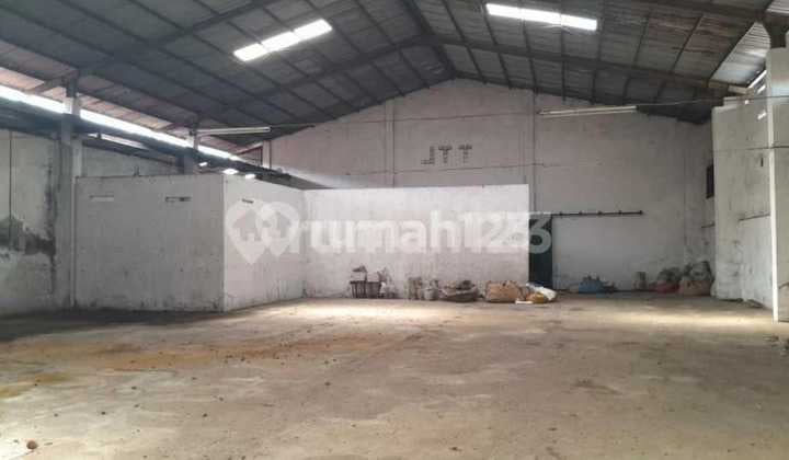Gudang Zona Industri Lokasi Solo Baru Luas 2400M2