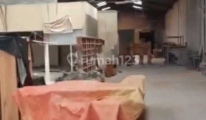 Gudang Zona Kuning Lokasi Juwiring, Klaten Luas 1600M2