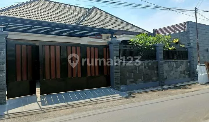 Rumah Mewah di Pusat Kota Banjarsari,Solo Luas 359M2
