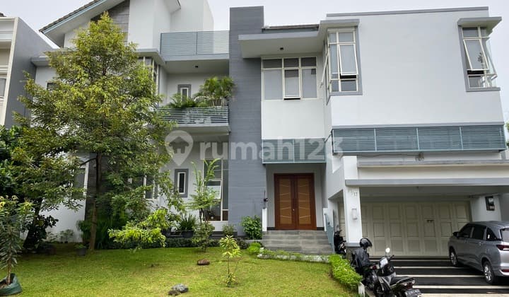 Jual Cepat Rumah Mewah Taman Telaga Golf Dekat dengan Mall Teras Kota dan Area Scbd BSD City