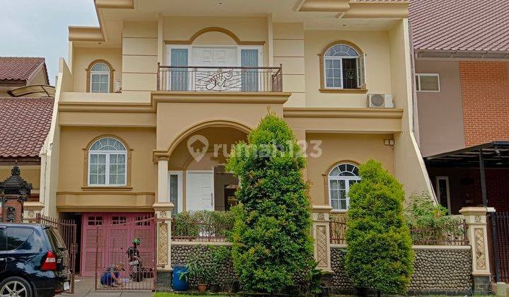 Rumah Mewah di Puspita Loka BSD