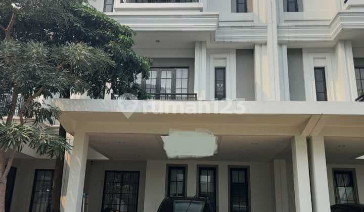 Rumah 3 Lantai Bagus Winona Alam Sutera Serpong Tangerang