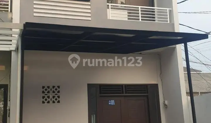 Dijual Rumah Murah di Green Lake City, 2 Lantai, SHM