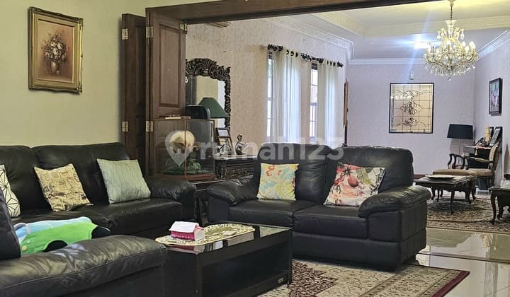 Bukit Mas Complex Rempoa South Jakarta - Large 2-Story House - Ready to Live In Very Well Maintained, Neat, Serene and Clean - Large and Well Maintained Swimming Pool