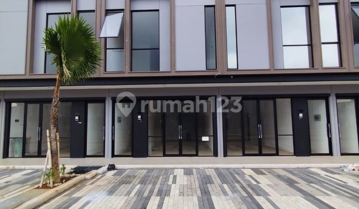 Ruko 3 Lantai di The Hive At Prive Park Serpong Tangerang 1K90007r
