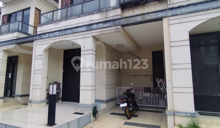 Rumah Full Furnish Uk 6X11 di Lavon Cluster Allura Tangerang Y00231