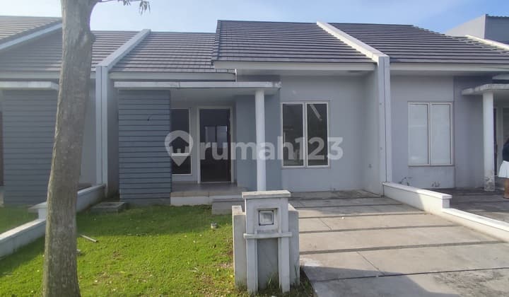 1-Storey House in the Abira Suvarna Sutera Cluster, Tangerang Y00188
