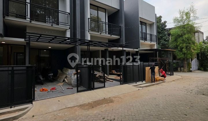 Dijual Rumah 2 Lantai Di Gading Serpong Dekat Umn