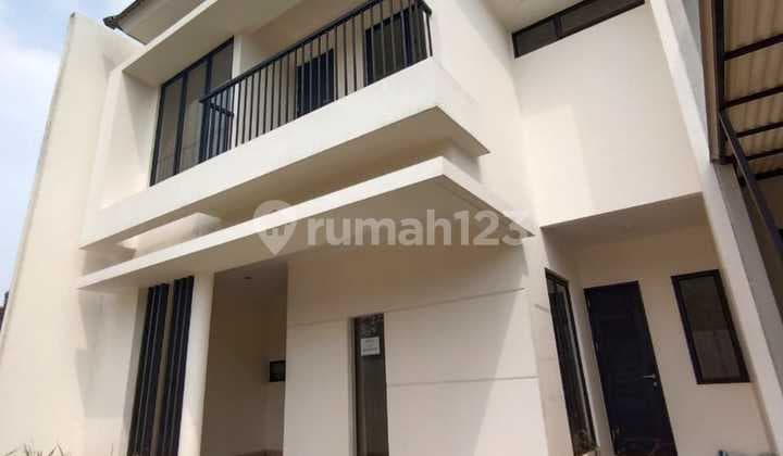 For Sale Nice House in Belleza Graha Raya Bintaro Tangerang Cluster